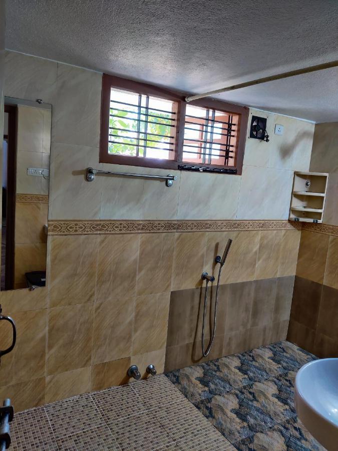 Spacious 3-Bedroom Private Villa In Mangalore - Ideal Getaway For Family And Friends 외부 사진