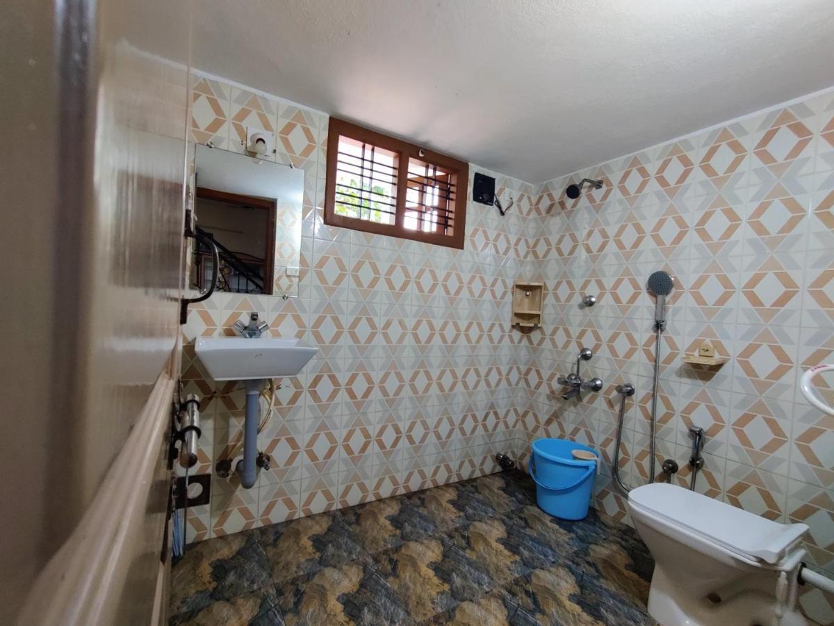 Spacious 3-Bedroom Private Villa In Mangalore - Ideal Getaway For Family And Friends 외부 사진