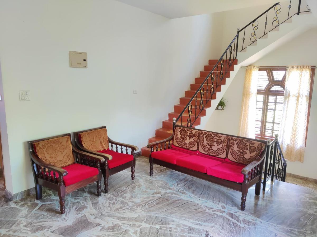 Spacious 3-Bedroom Private Villa In Mangalore - Ideal Getaway For Family And Friends 외부 사진