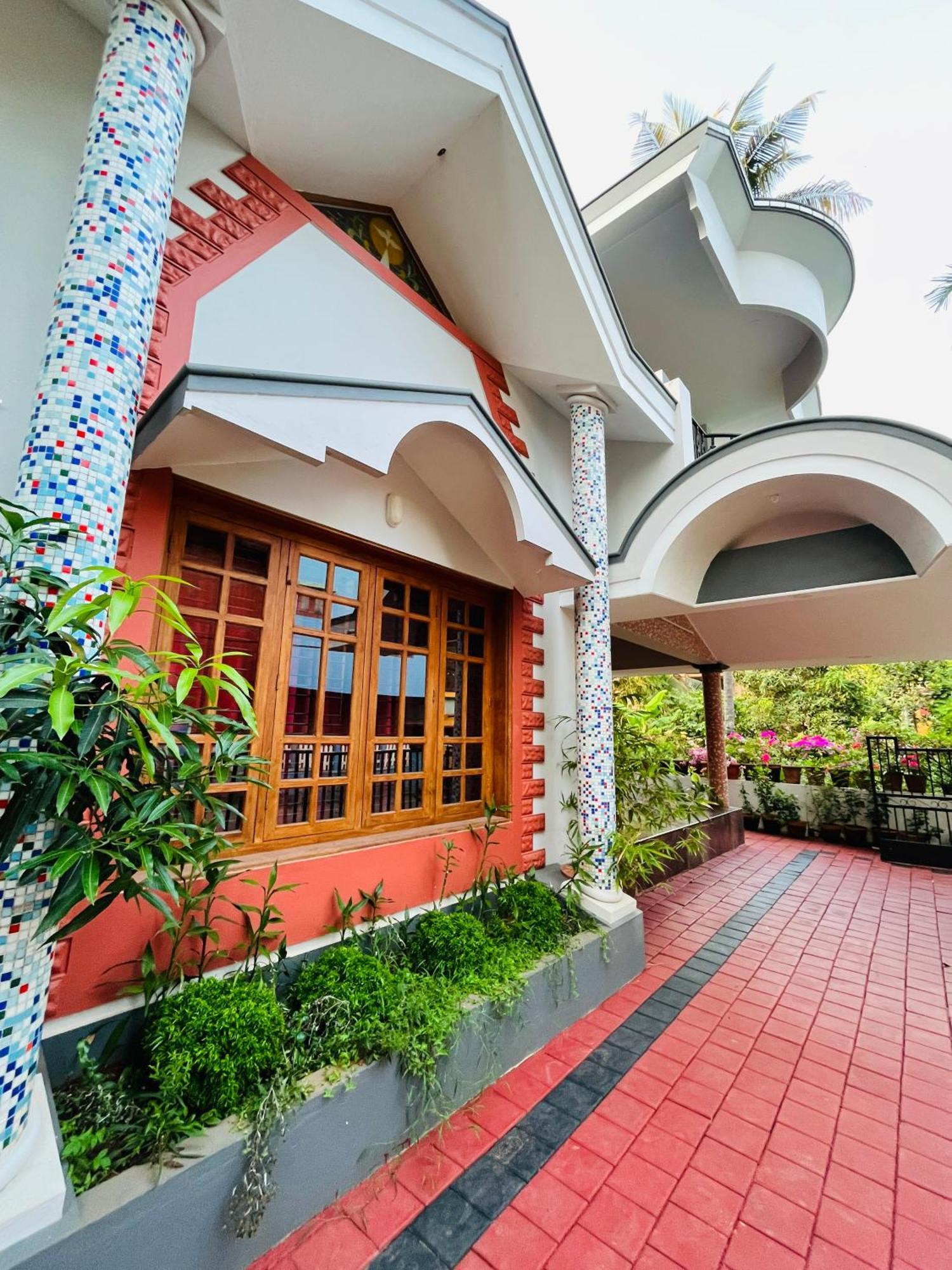 Spacious 3-Bedroom Private Villa In Mangalore - Ideal Getaway For Family And Friends 외부 사진